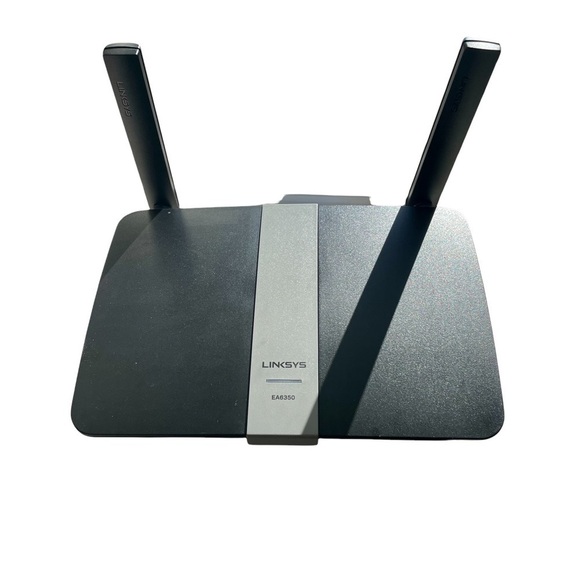Linksys - AC1200 Dual-Band WiFi‎ 5 Router - Black - Picture 5 of 11